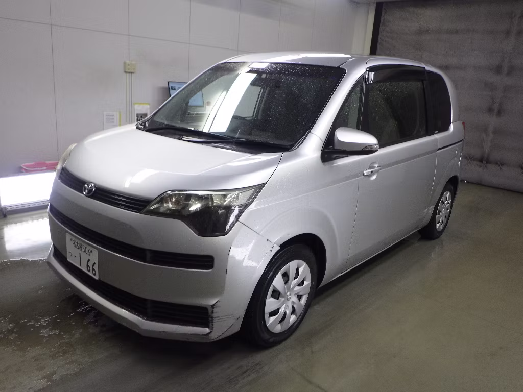 TOYOTA SPADE