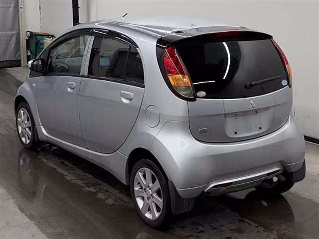 MITSUBISHI I