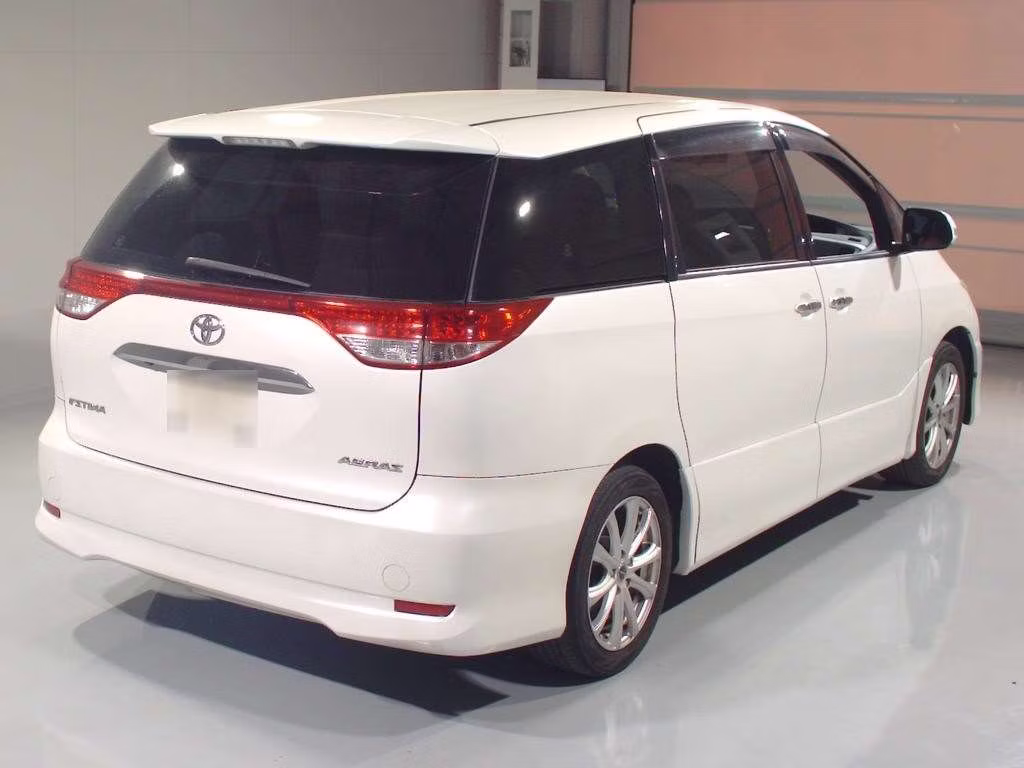 TOYOTA ESTIMA