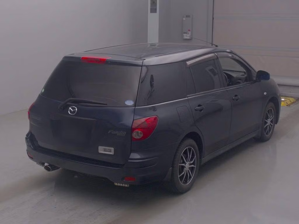 MAZDA FAMILIA