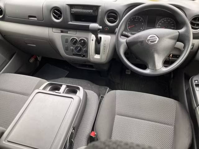 NISSAN NV350 CARAVAN