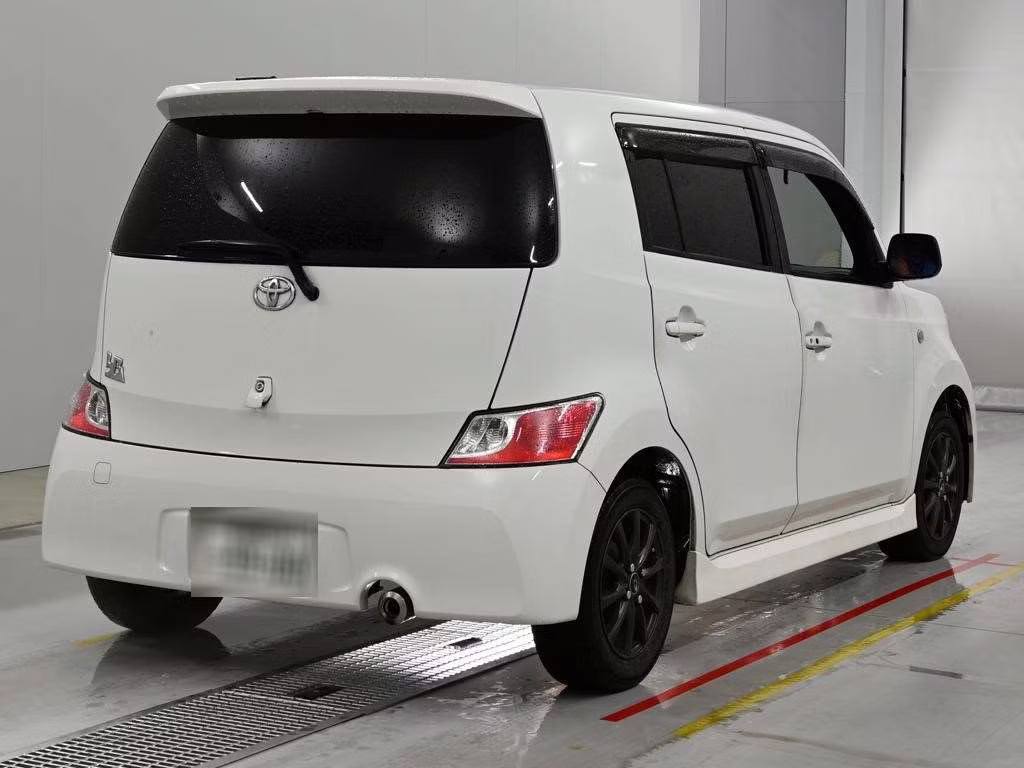 TOYOTA BB