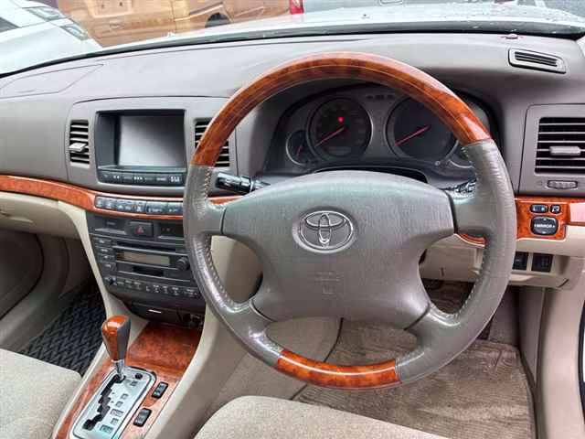 TOYOTA MARK II