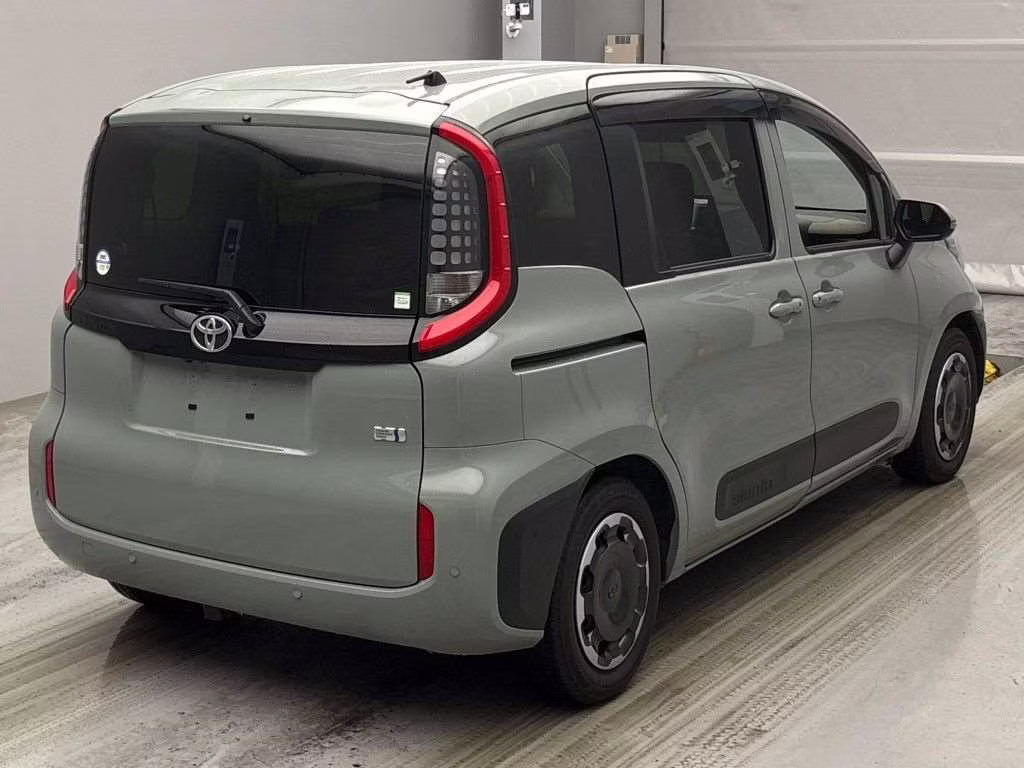 TOYOTA SIENTA