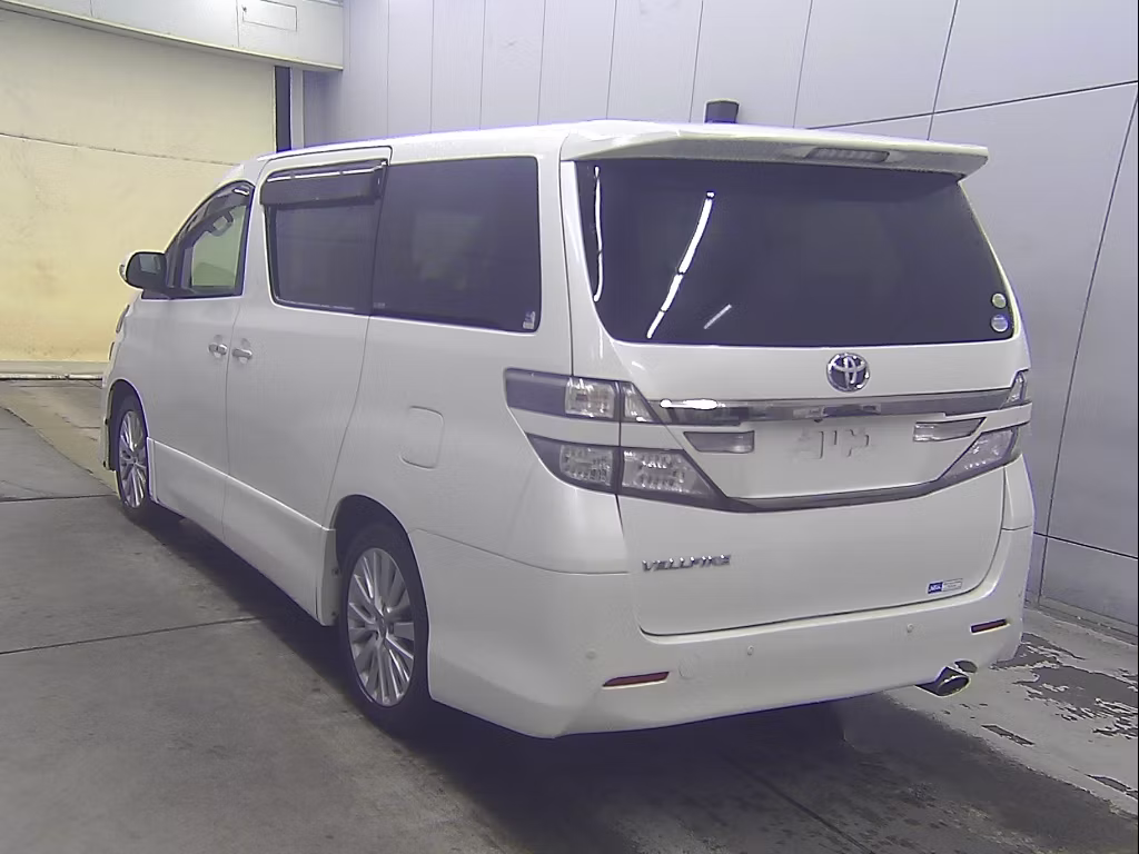TOYOTA VELLFIRE