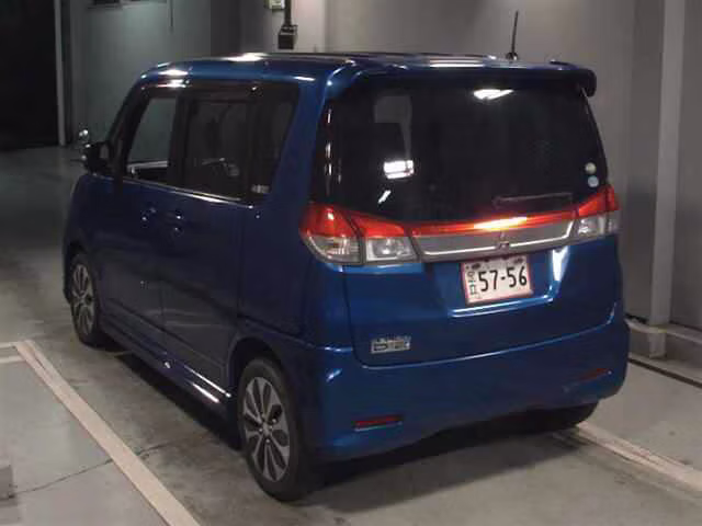 MITSUBISHI DELICA D:2