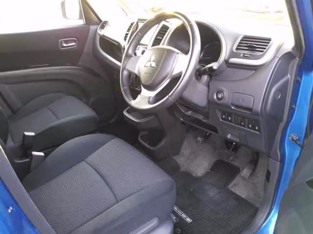 MITSUBISHI DELICA D:2