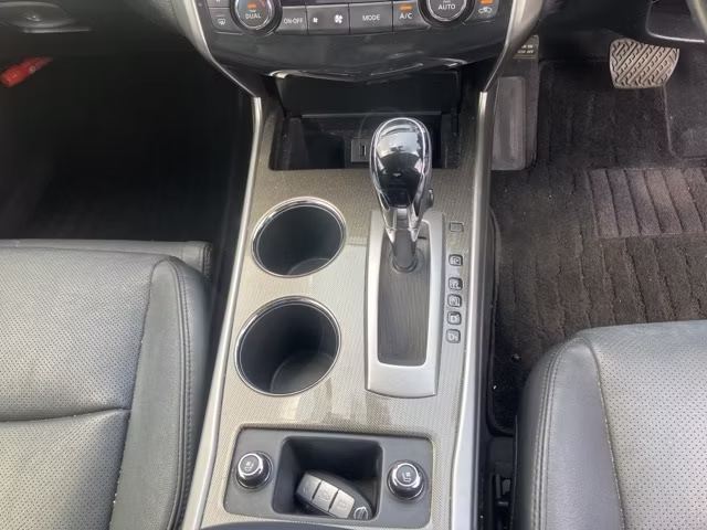 NISSAN TEANA