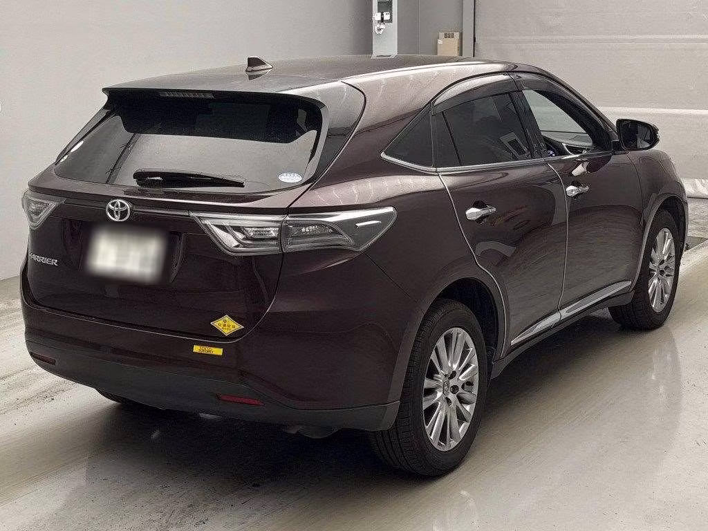 TOYOTA HARRIER