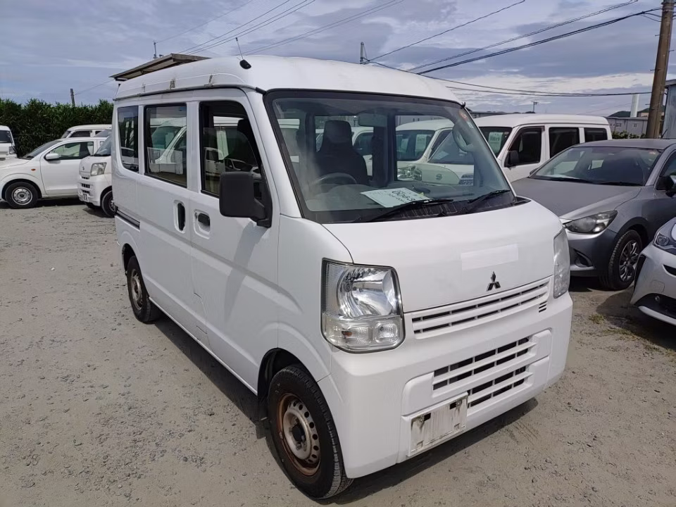 MITSUBISHI MINICAB