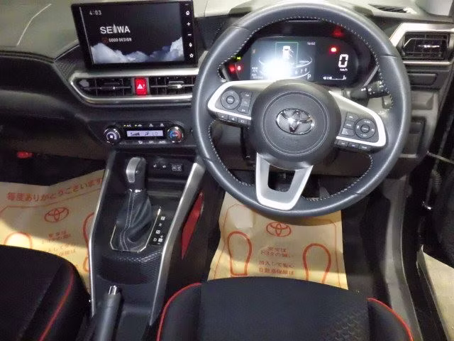 TOYOTA RAIZE