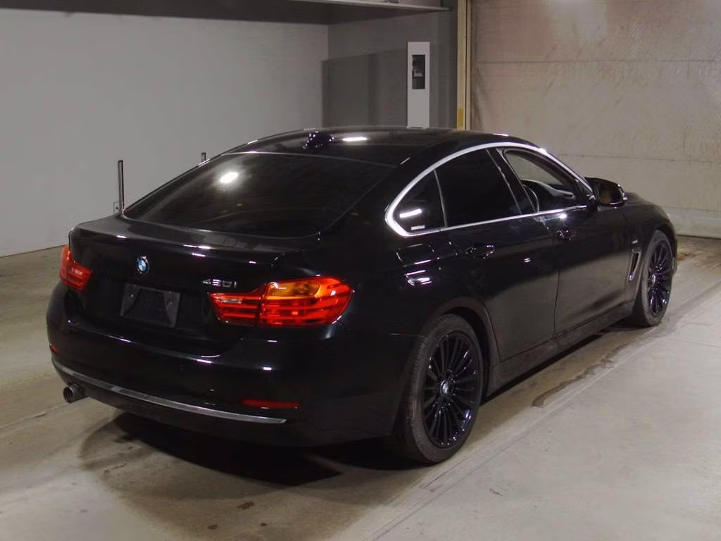 BMW 4-SERIES