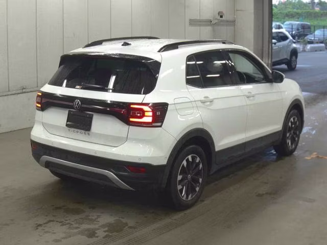 VOLKSWAGEN T-CROSS