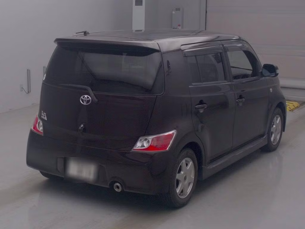 TOYOTA BB