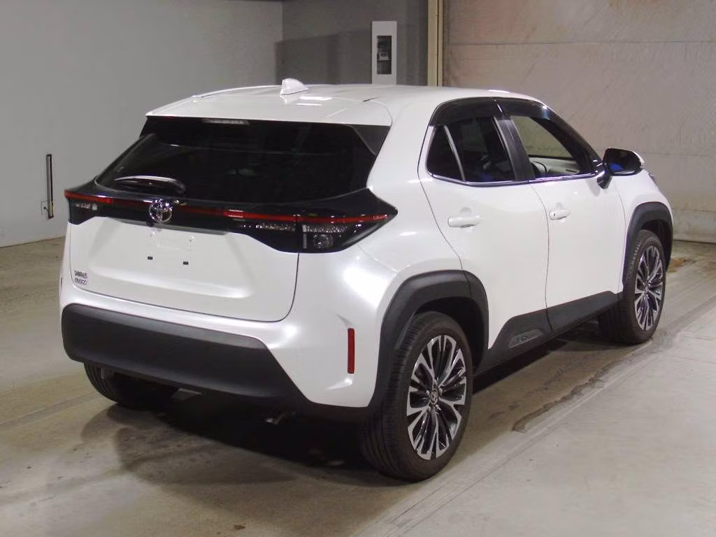 TOYOTA YARIS CROSS
