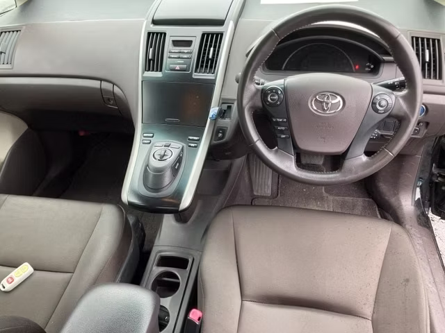 TOYOTA SAI