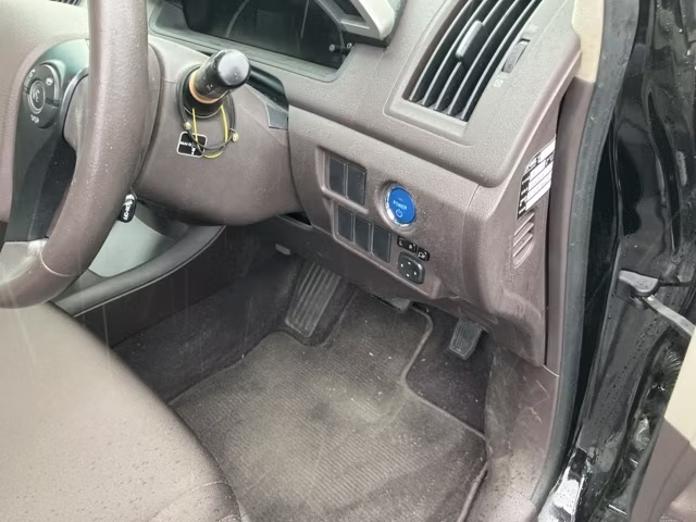TOYOTA SAI