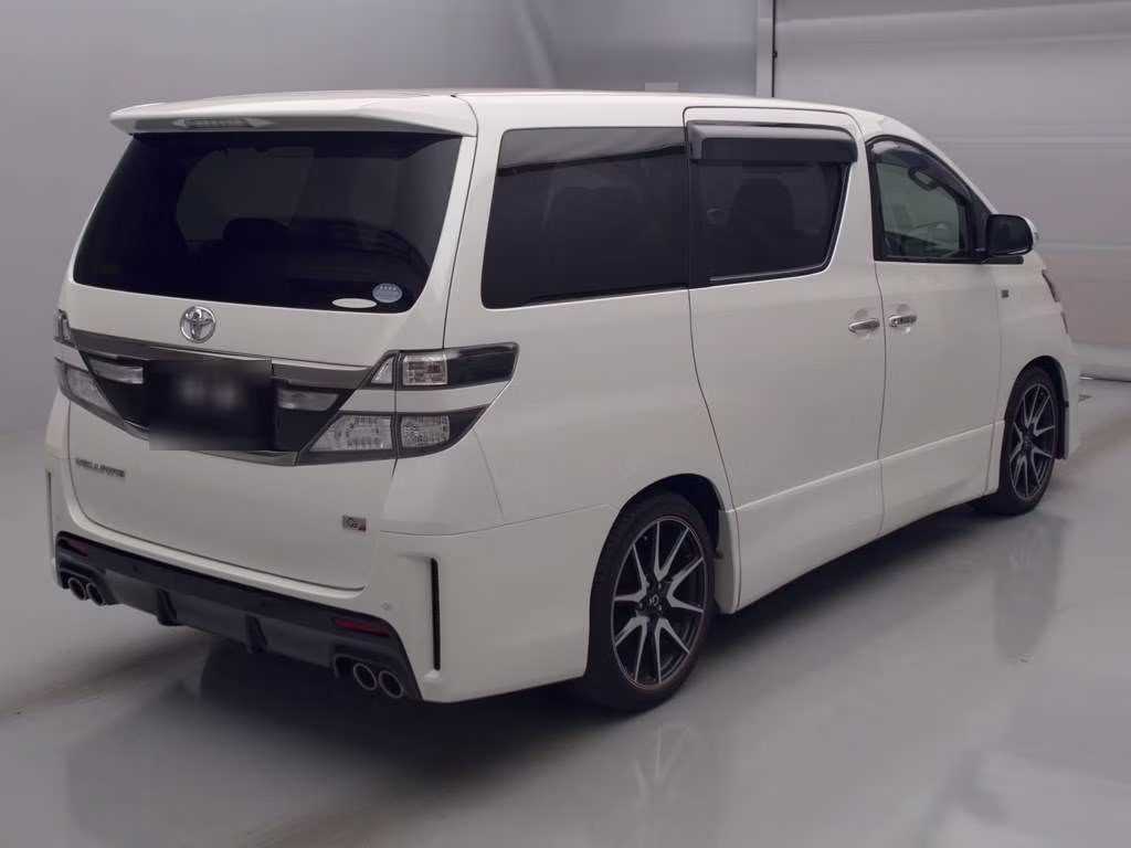 TOYOTA VELLFIRE