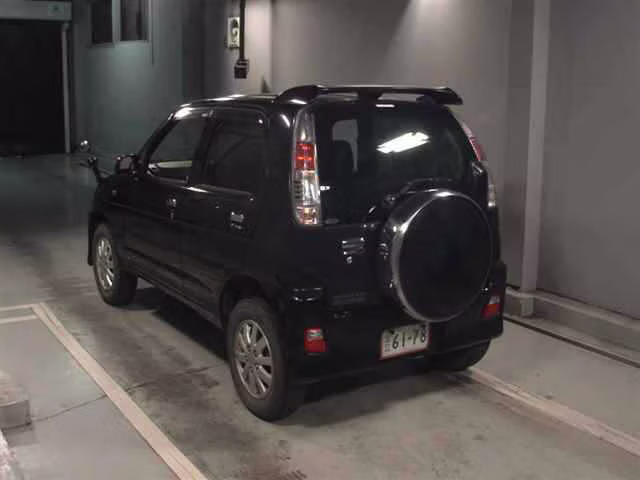 DAIHATSU TERIOS KID