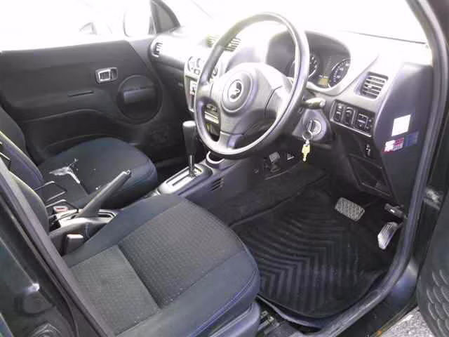 DAIHATSU TERIOS KID