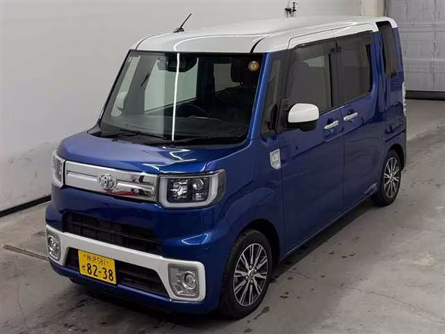 TOYOTA PIXIS MEGA