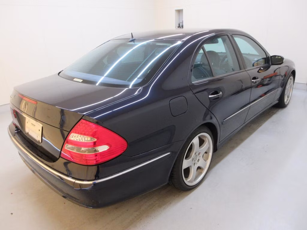 MERCEDES-BENZ E-CLASS