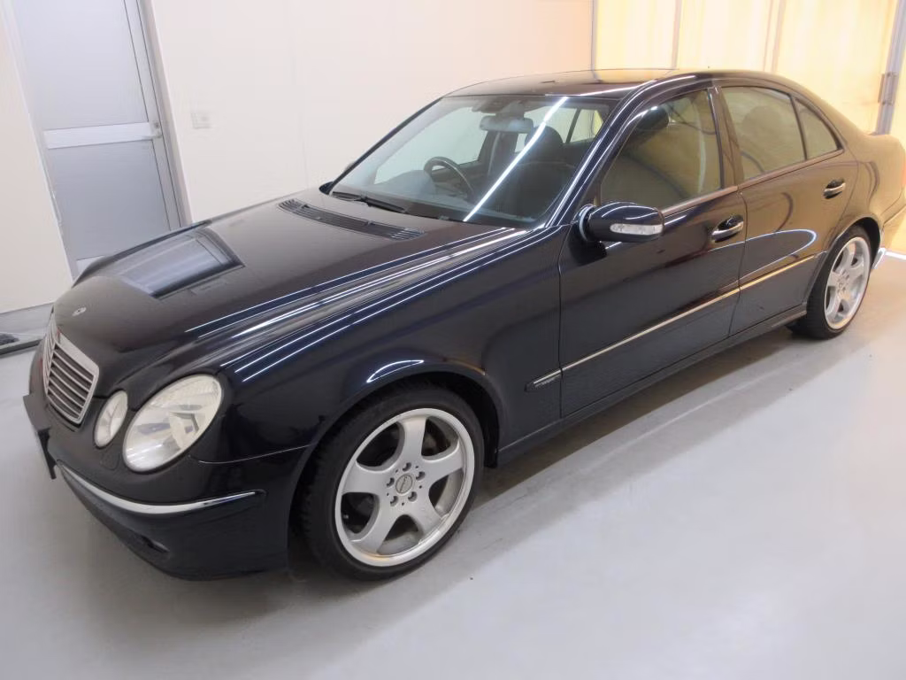 MERCEDES-BENZ E-CLASS