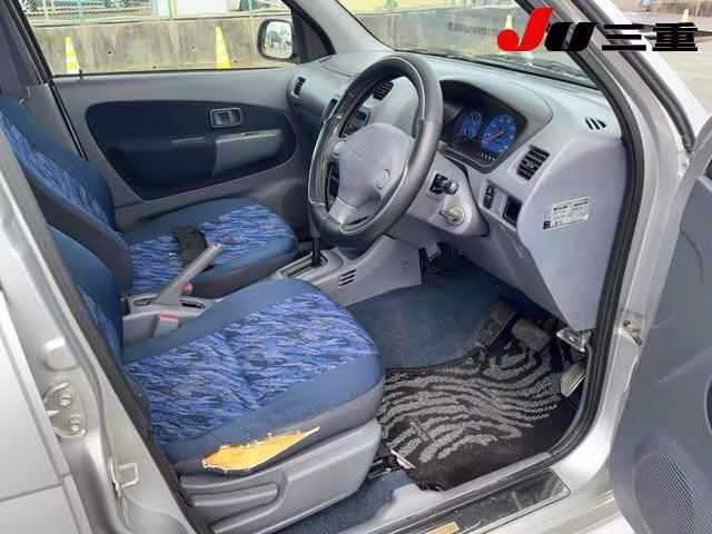 DAIHATSU TERIOS KID