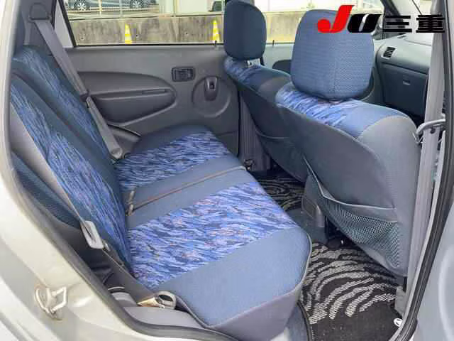 DAIHATSU TERIOS KID