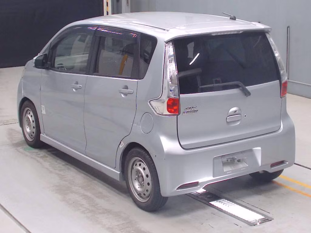 MITSUBISHI EK CUSTOM