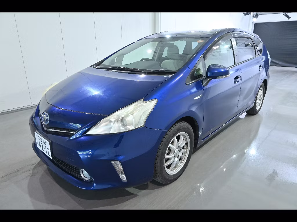 TOYOTA PRIUS ALPHA