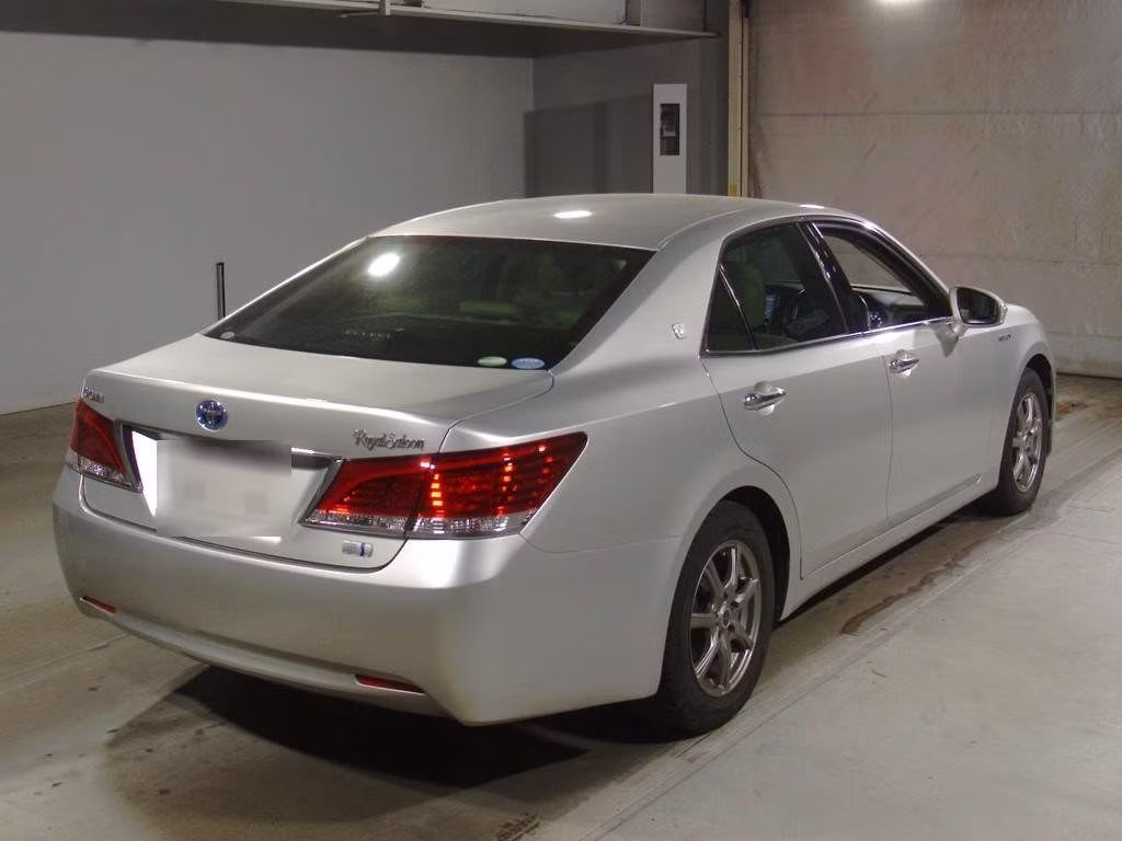 TOYOTA CROWN