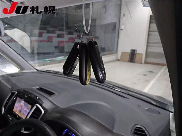 MITSUBISHI DELICA D:2