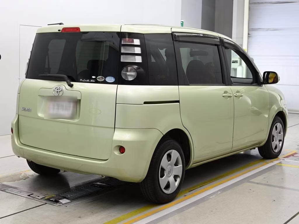 TOYOTA SIENTA