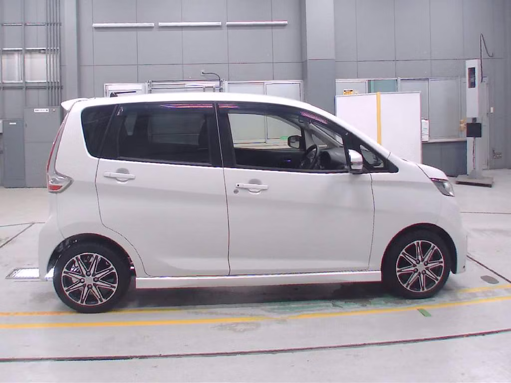 MITSUBISHI EK CUSTOM