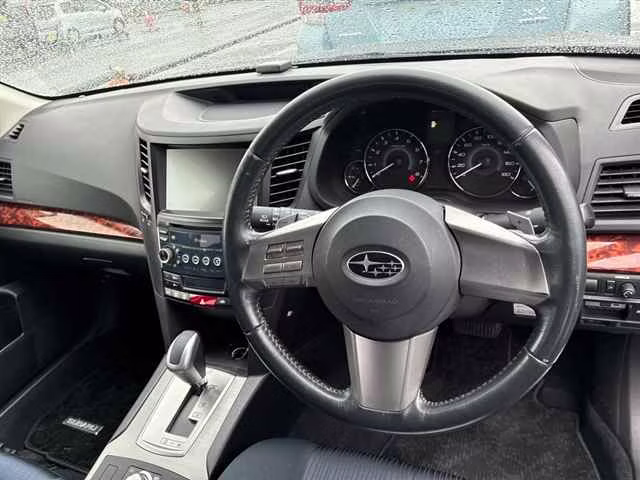 SUBARU LEGACY