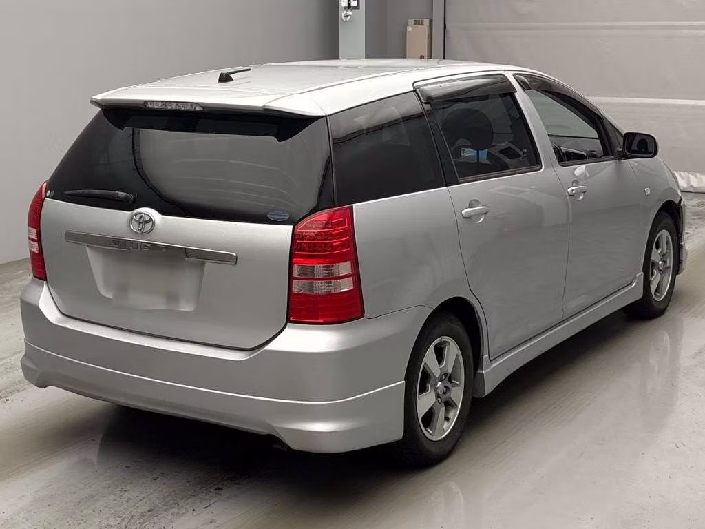 TOYOTA WISH