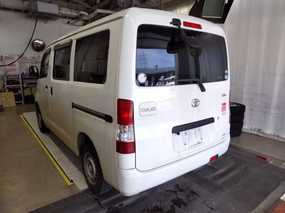 TOYOTA TOWN ACE