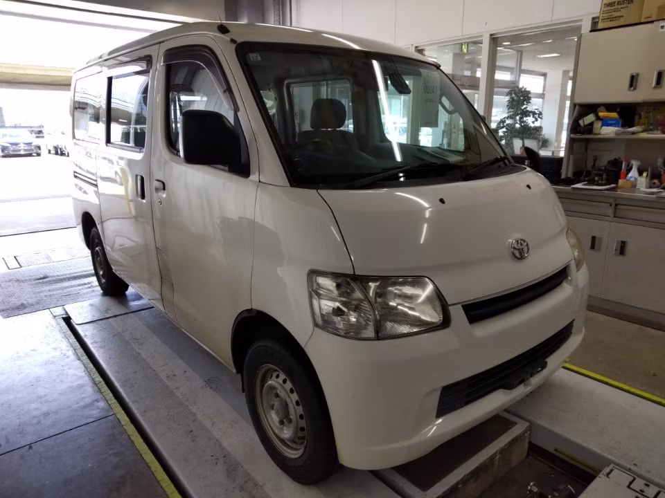 TOYOTA TOWN ACE
