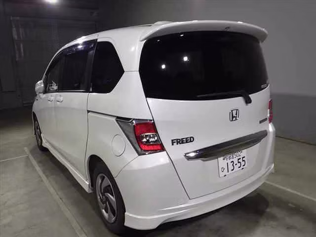 HONDA FREED