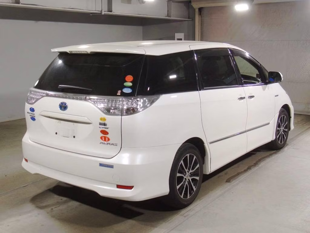 TOYOTA ESTIMA