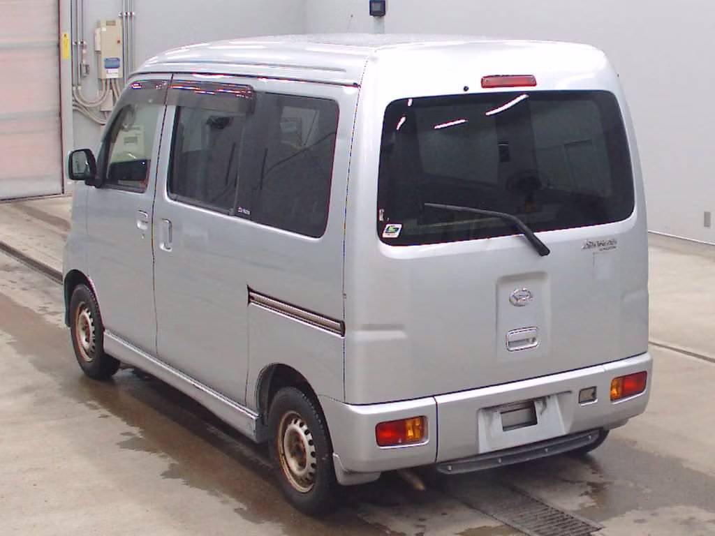DAIHATSU ATRAI