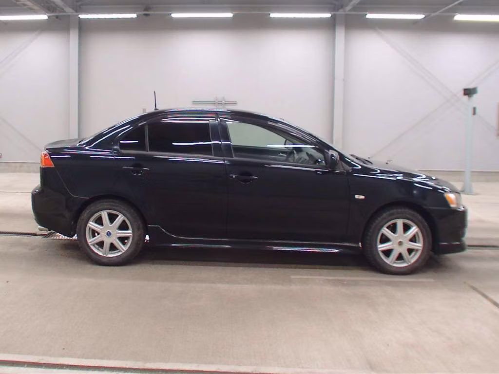 MITSUBISHI GALANT FORTIS