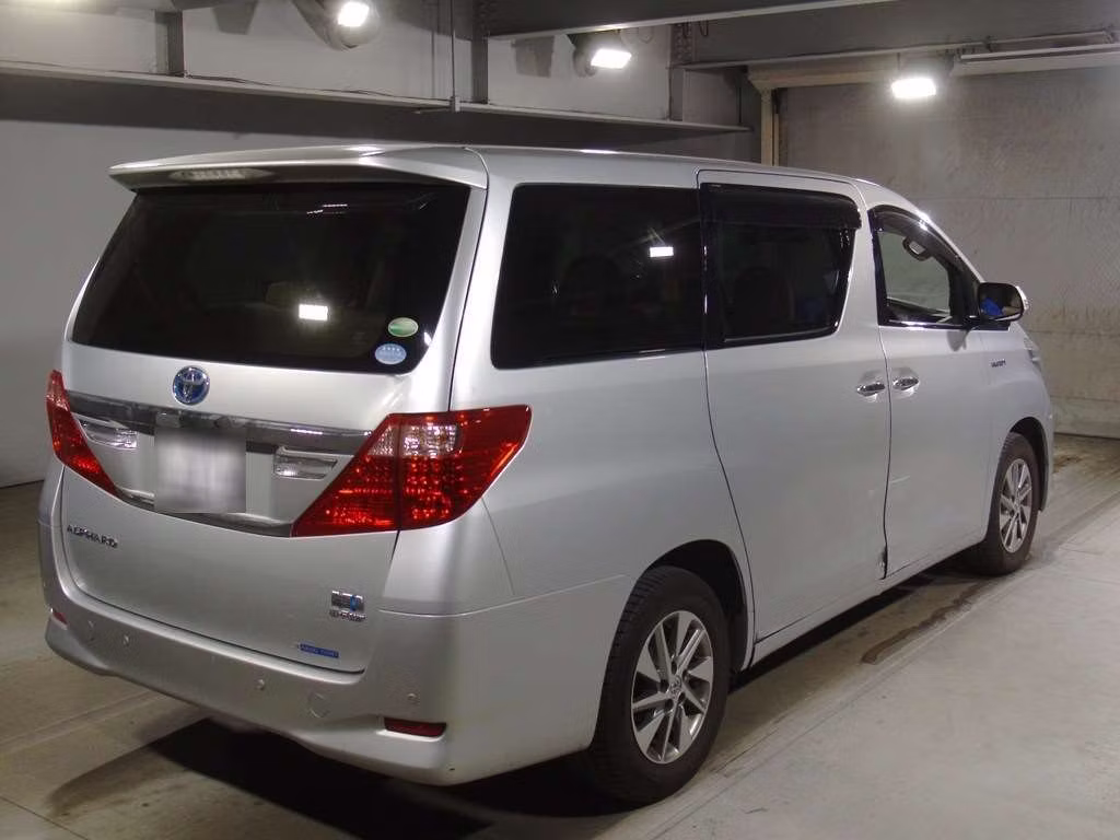 TOYOTA ALPHARD