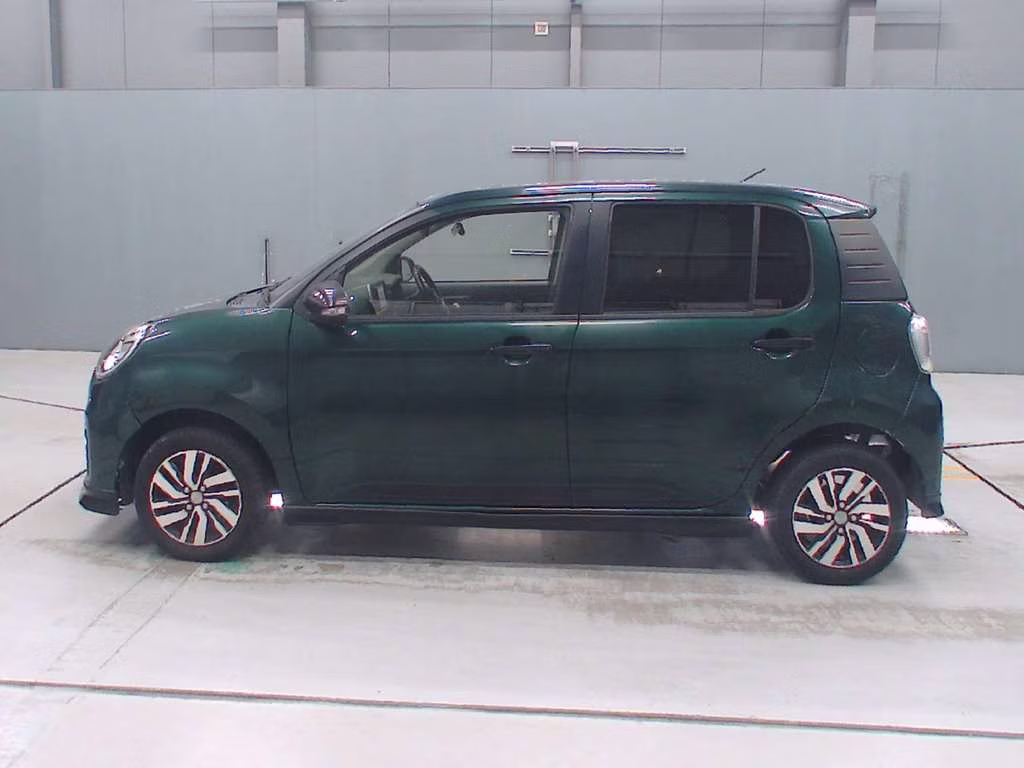 DAIHATSU BOON
