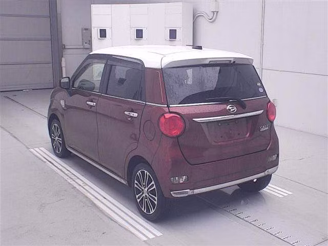 DAIHATSU CAST