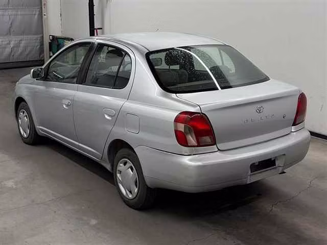 TOYOTA PLATZ