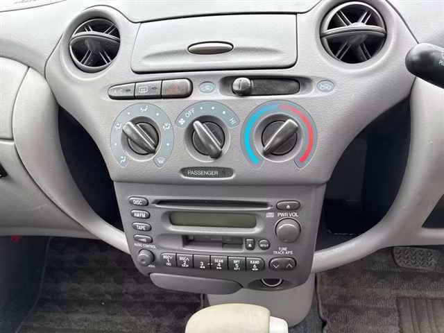 TOYOTA PLATZ
