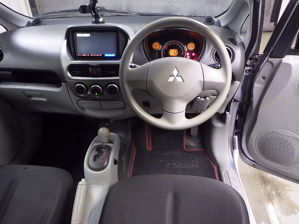 MITSUBISHI I