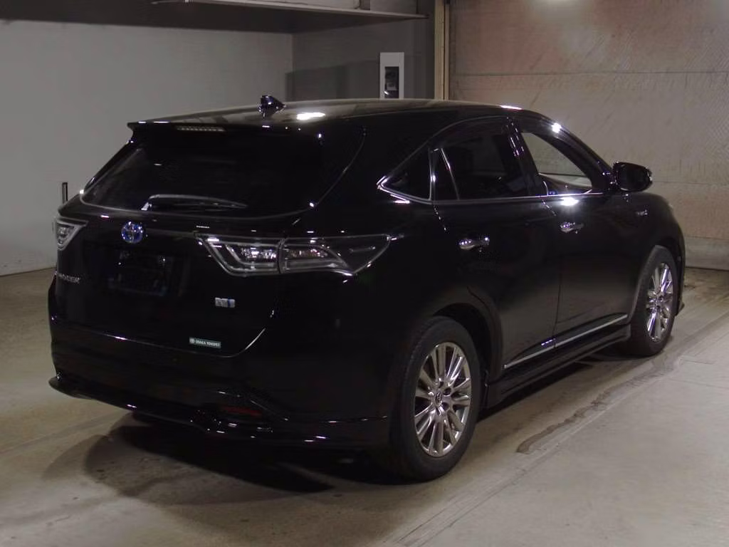 TOYOTA HARRIER